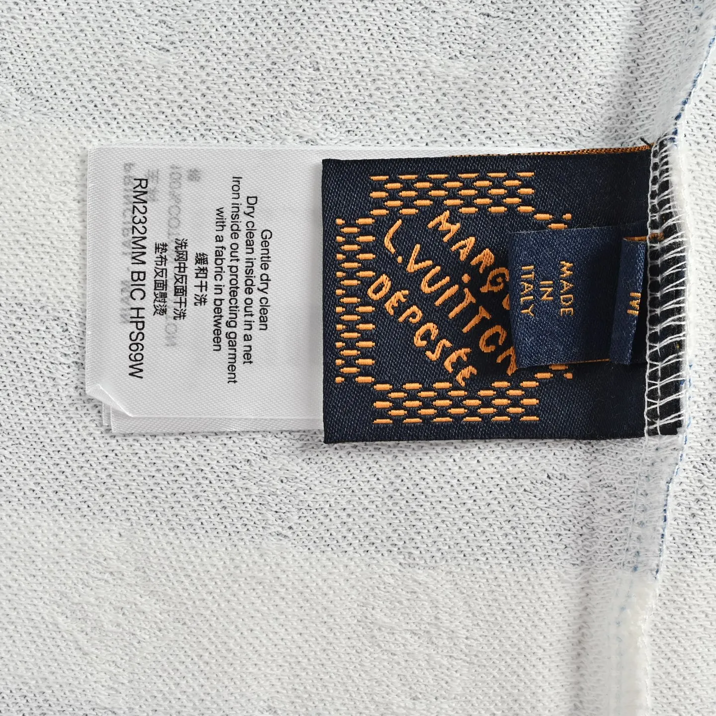 Louis Vuitton/Louis Vuitton 25Blue letter logo printed short-sleeved Louis Vuitton/Louis Vuitton blue striped polo Polo short-sleeved
